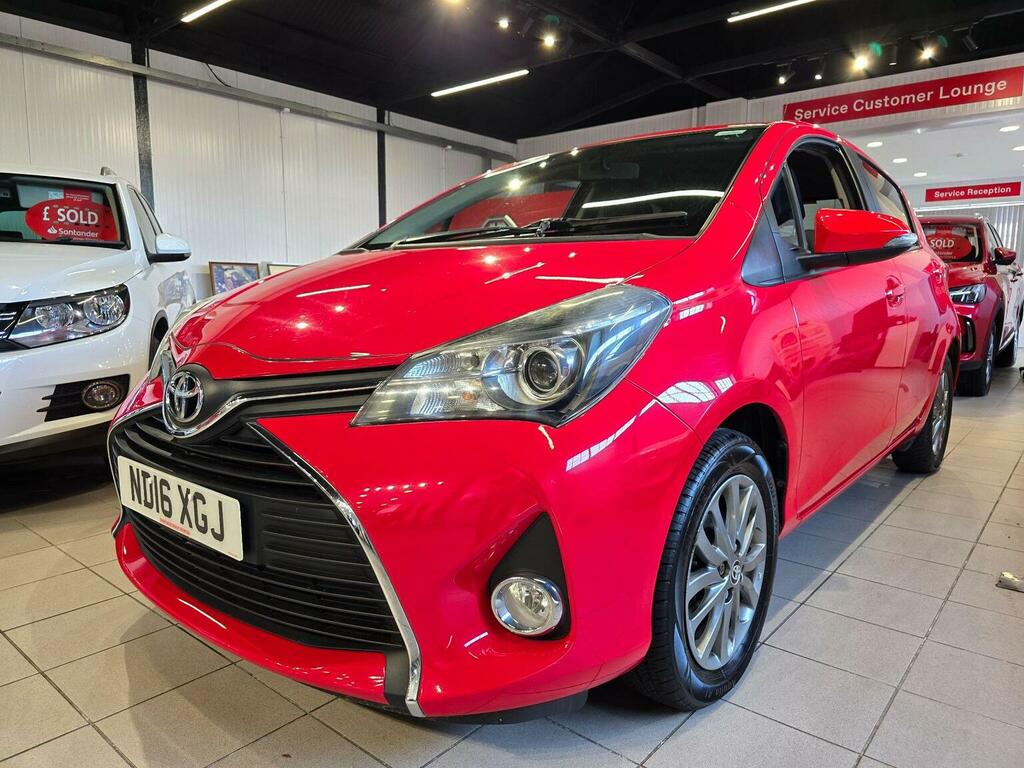 Toyota Yaris 1.33 Dual Vvt-i Icon Hatchback E ND16XGJ Red #2