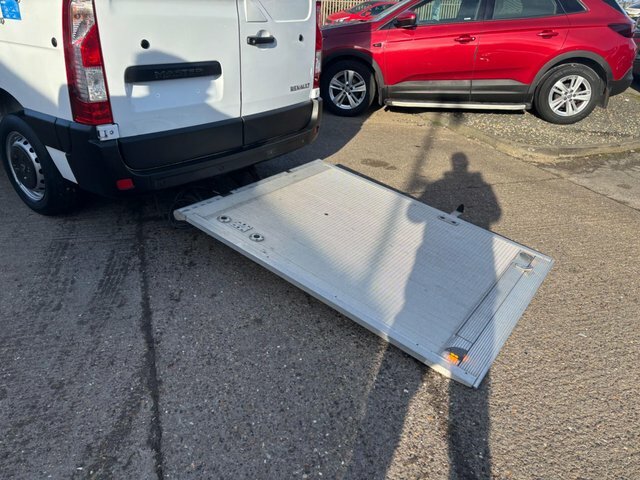Renault Master Dci 33 Business Fwd MJ68HPZ White #6