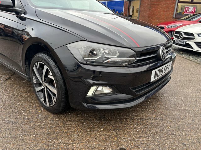Volkswagen Polo Tsi Beats Euro 6 ND18GPX Black #2