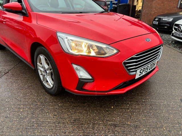 Ford Focus Ecoboost Zetec Hatchback SP19ODH Red #4