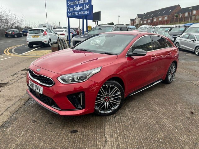 Kia Proceed T-gdi Gt-line Shooting Brake Red