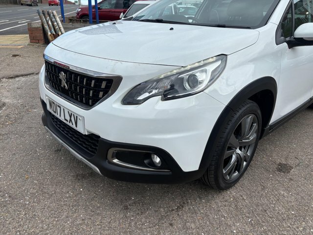 Peugeot 2008 Bluehdi Allure Euro 6 MD17LXV White #5
