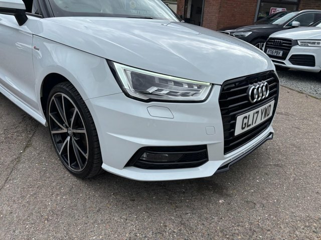 Audi A1 Tfsi Cod Black Edition GL17YWD White #6