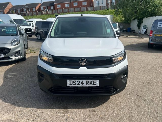 Vauxhall Combo Turbo D 2300 Prime DS24RKE White #3