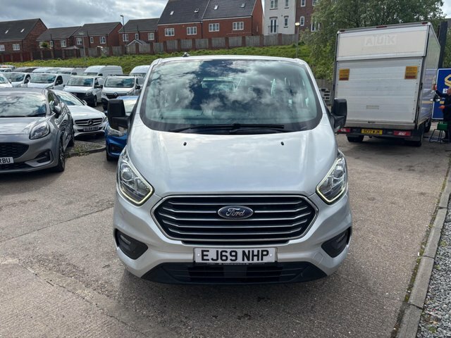 Ford Tourneo Custom 320 Ecoblue Shuttle L2 Silver #2
