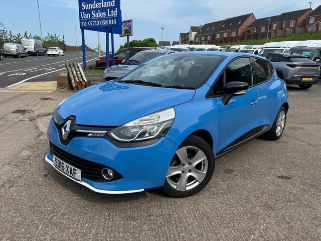 Renault Clio 16V Dynamique Nav Euro Blue