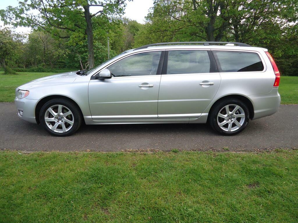 Volvo V70 2.0 D3 Se Nav Euro 5 S S Silver #2