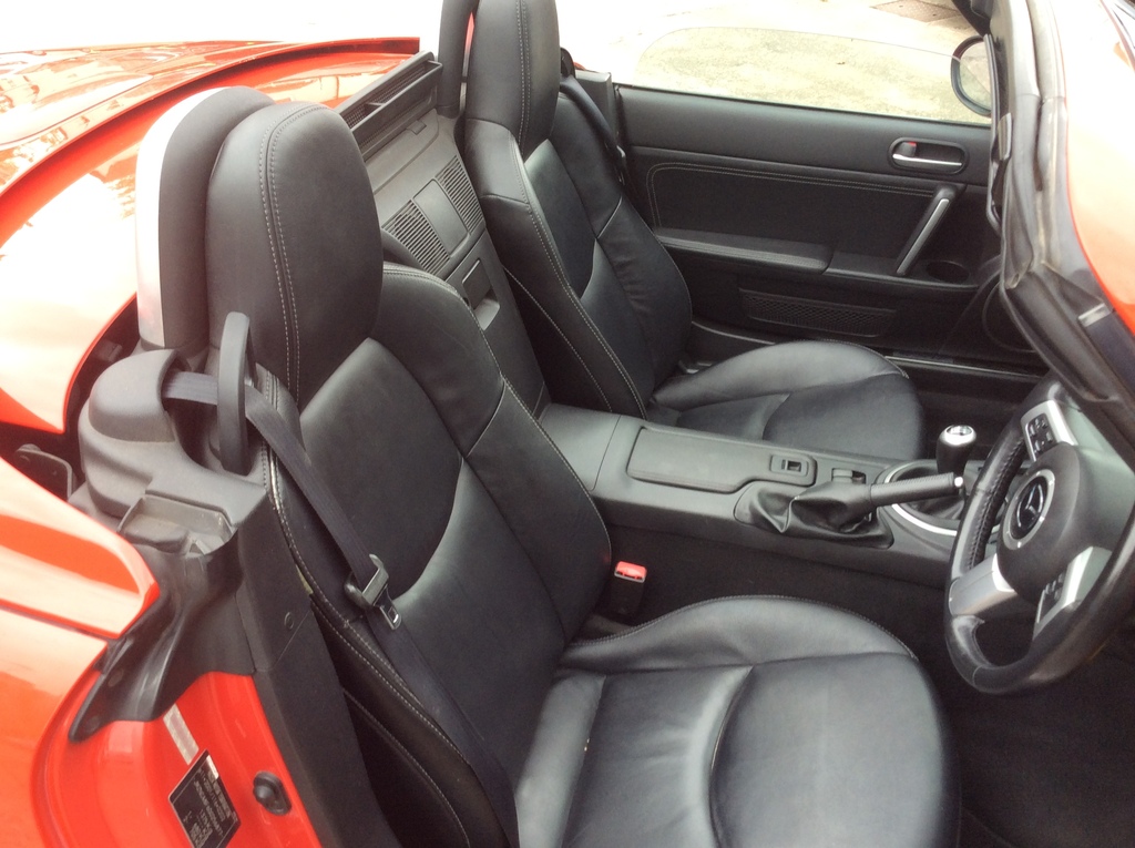 Mazda MX-5 2.0I Sport Tech Coupe VO61WRZ Red #6