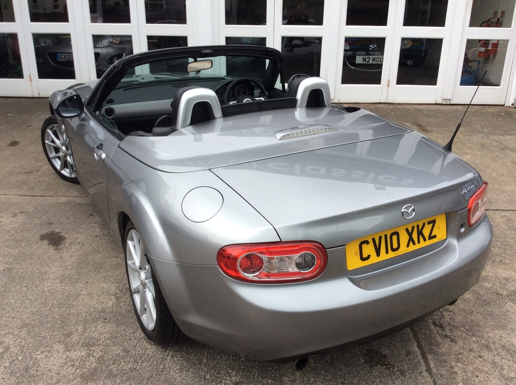 Mazda MX-5 2.0 Sport Tech Coupe Silver #6