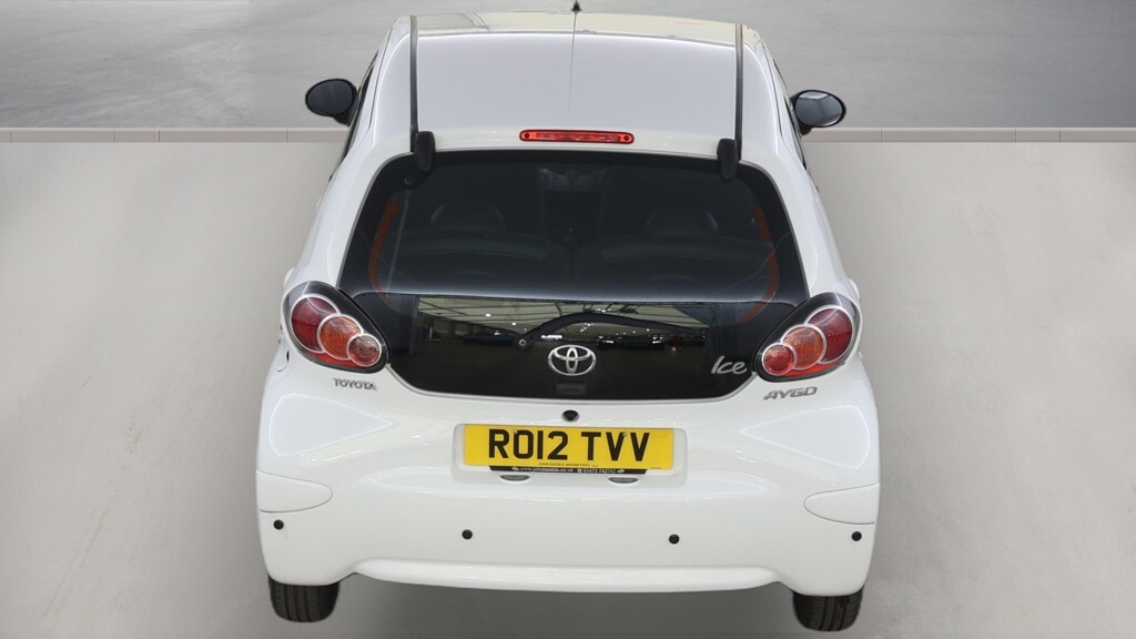 Toyota Aygo Vvt-i Ice White #5