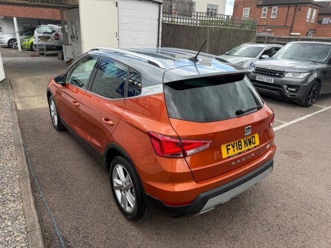 Seat Arona 1.0 Tsi Fr FY18NWO  #5