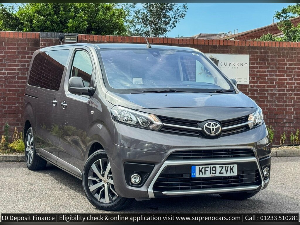Toyota PROACE 2.0D Family Medium Mpv Mwb Euro 6 Grey