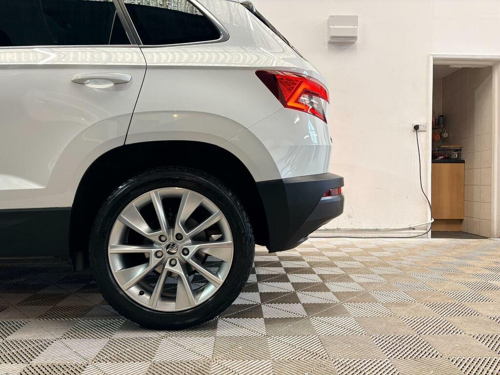 Skoda Karoq Suv 1.6 Tdi Se L Euro 6 Ss 201818 White #6