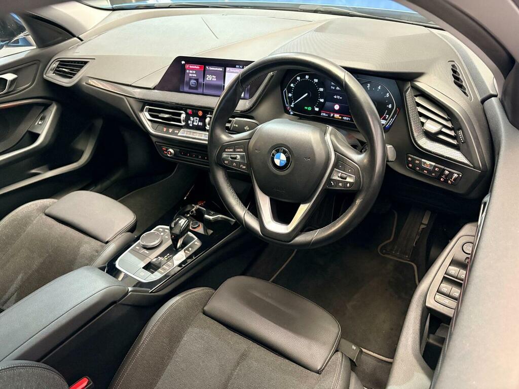 BMW 1 Series Hatchback 1.5 118I Sport Dct Euro 6 Ss 201 Blue #4