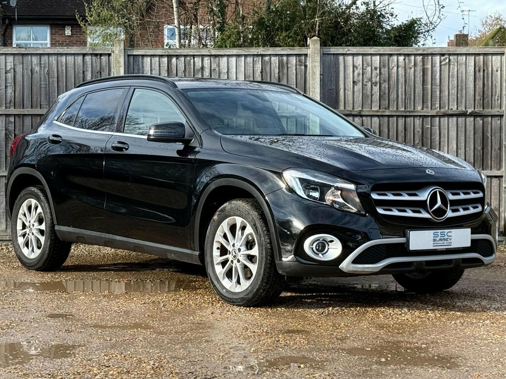 Mercedes-Benz GLA Class 2.1L Se Black