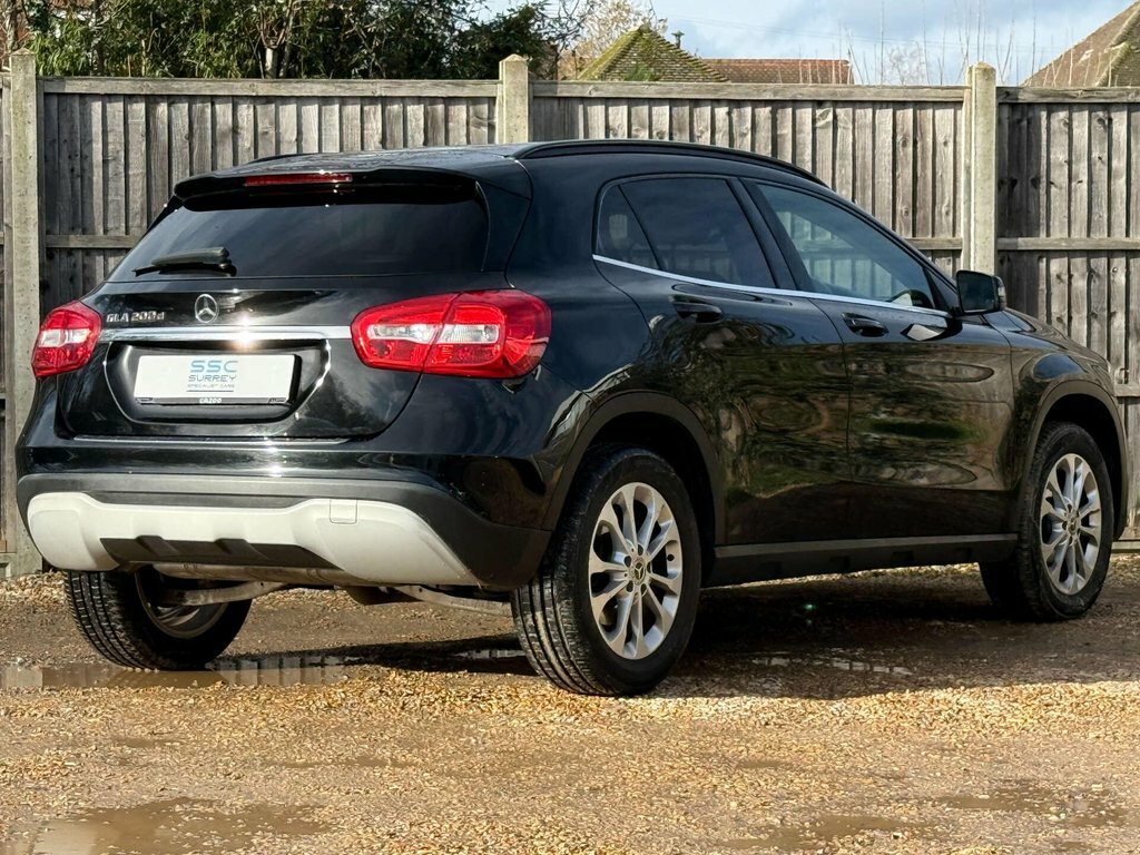 Mercedes-Benz GLA Class 2.1L Se YN19ZZM Black #3