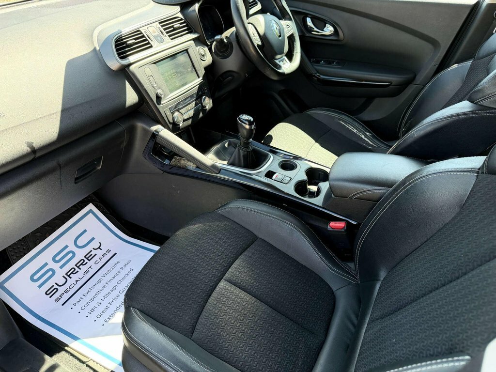 Renault Kadjar 1.3L Dynamique S Nav XUI1032 White #6