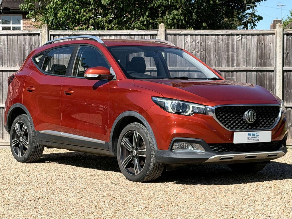 MG ZS 1L Exclusive Orange