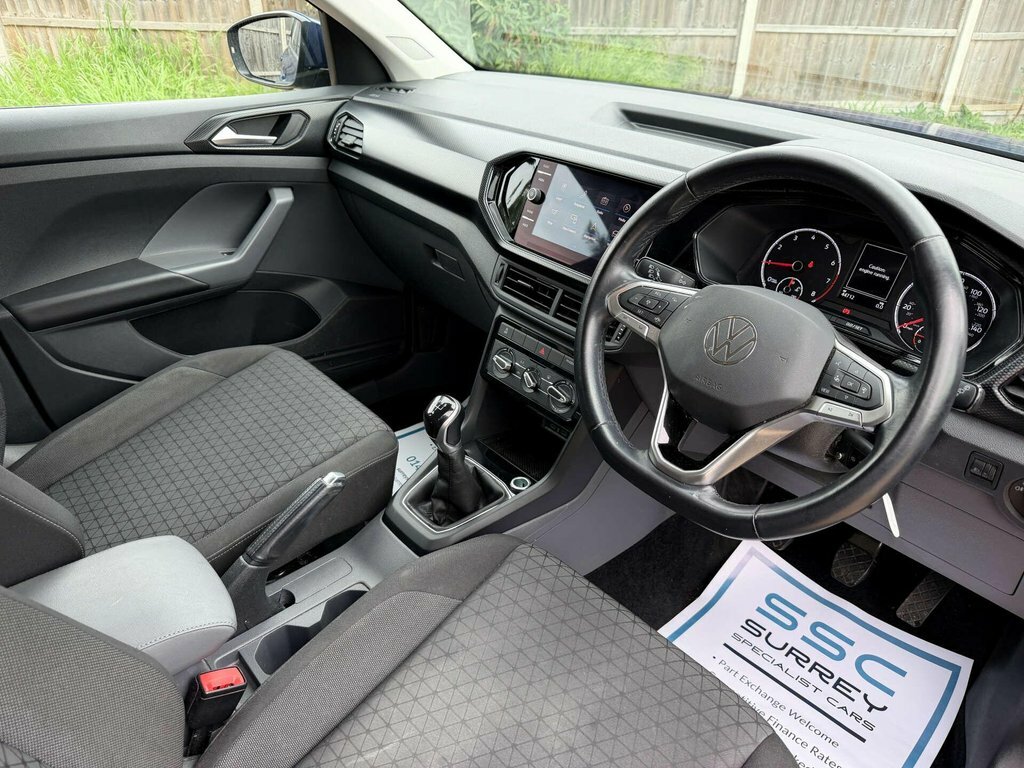 Volkswagen T-Cross 1L Se AV21KHX Blue #5