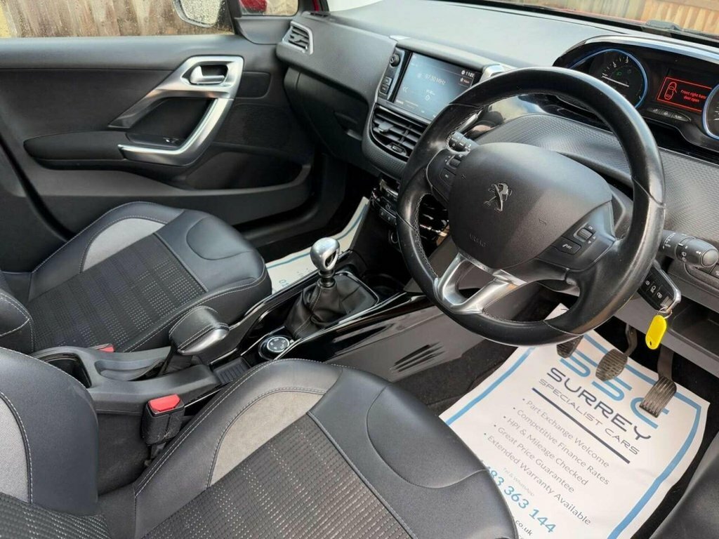Peugeot 2008 1.2L Allure DN19VYF Red #5