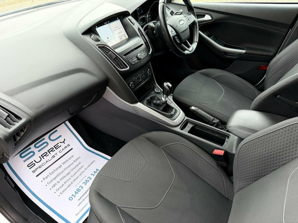 Ford Focus 1L Zetec Edition MW17YZE White #6
