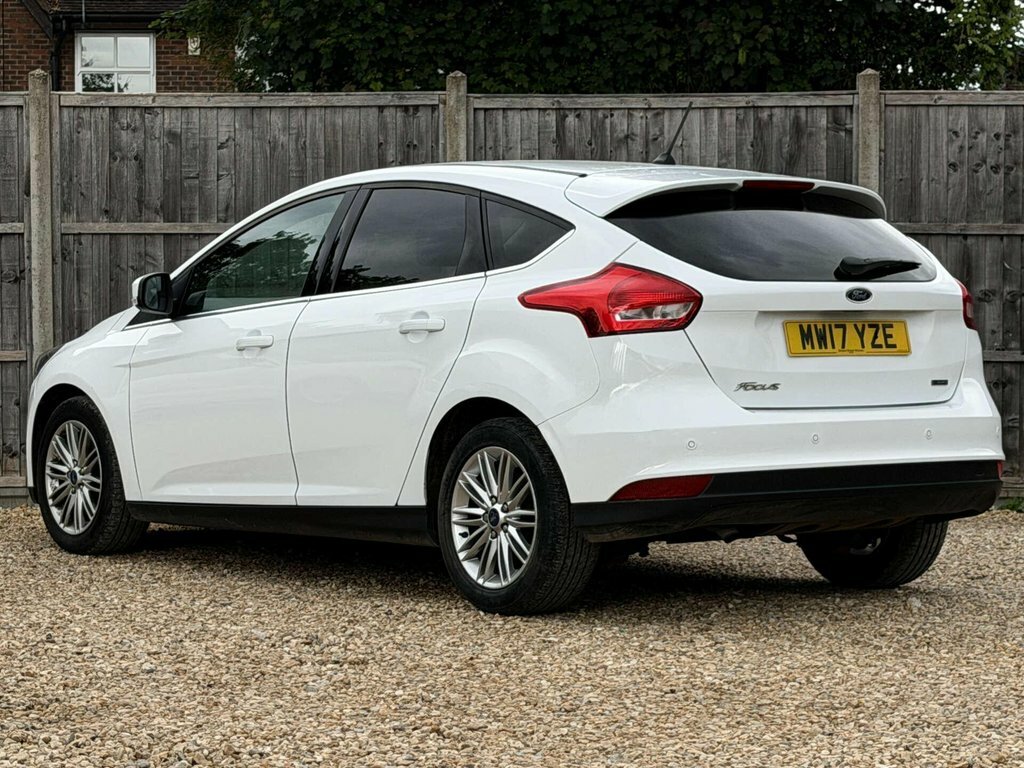 Ford Focus 1L Zetec Edition MW17YZE White #3