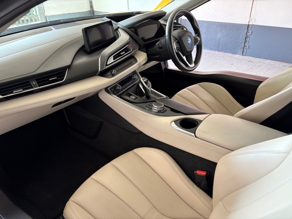 BMW i8   #6