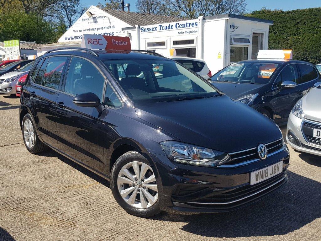 Volkswagen Golf SV 1.5 Tsi Evo Se Mpv - Sat-nav Parking Sensors Black #2