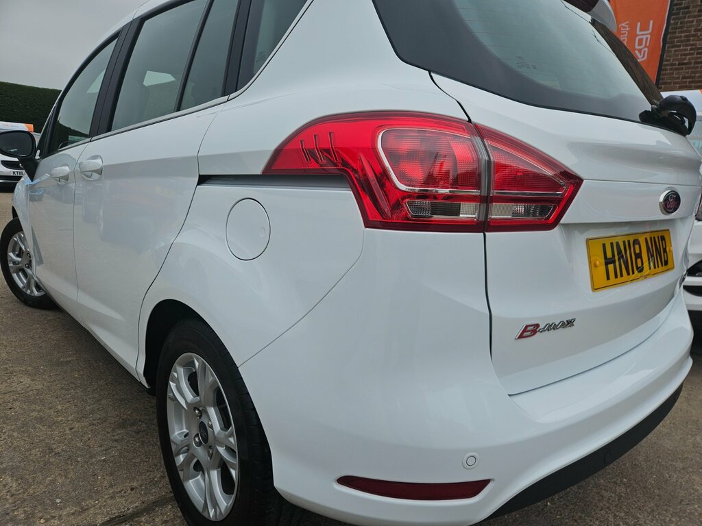 Ford B-Max 1.0T Zetec Navigator - Only 8,400 Miles - Immacula White #6