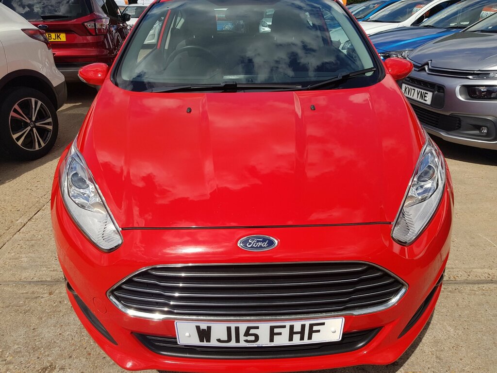 Ford Fiesta 1.25 Zetec - One Lady Owner, 46,000 Miles WJ15FHF Red #5