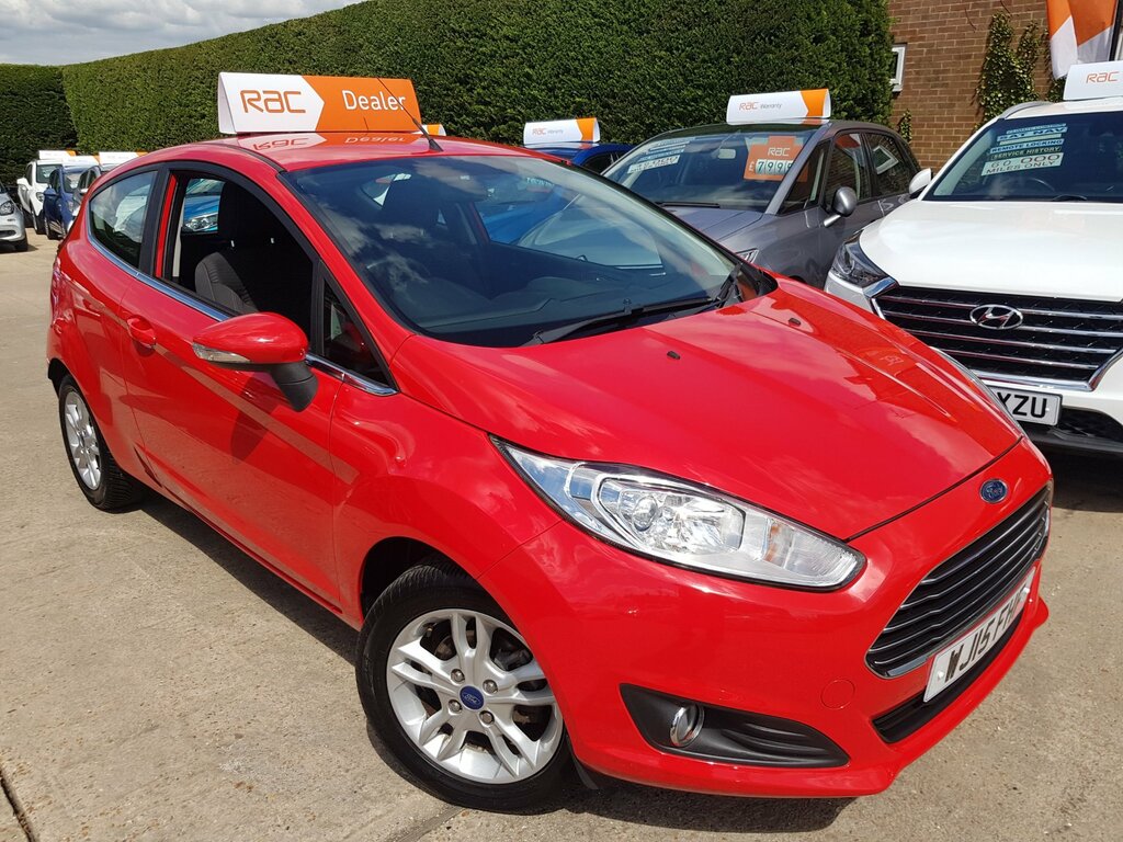 Ford Fiesta 1.25 Zetec - One Lady Owner, 46,000 Miles WJ15FHF Red #2