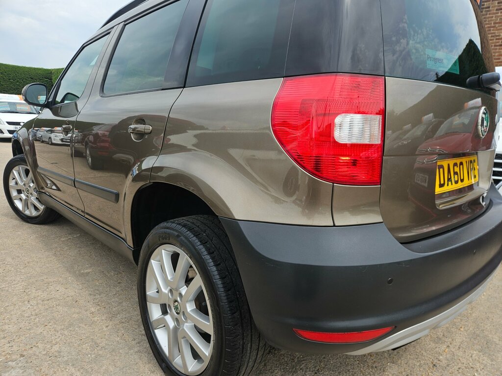 Skoda Yeti 1.2 Tsi Elegance - Full Leather And Heated Seats - DA60VRE Brown #5