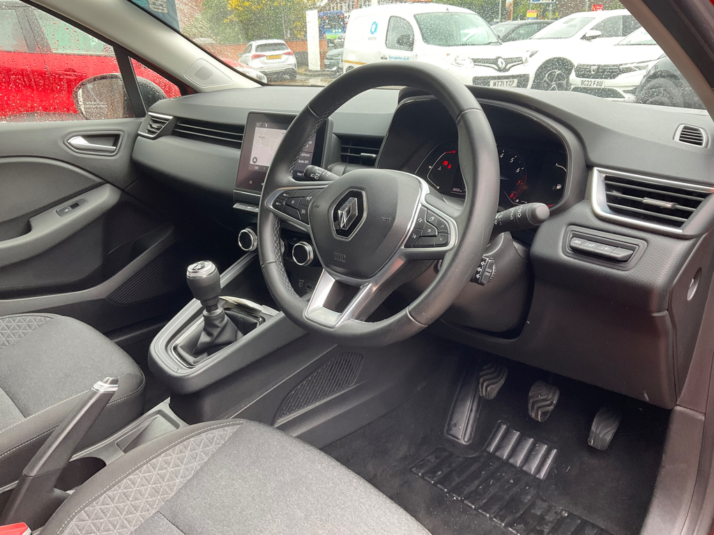 Renault Clio 1.0 Tce Evolution Hatchback BV72TVO #2