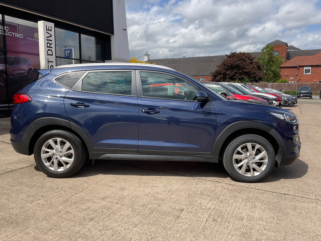 Hyundai Tucson 1.6 Gdi Se Nav Suv EK69FSL Blue #4