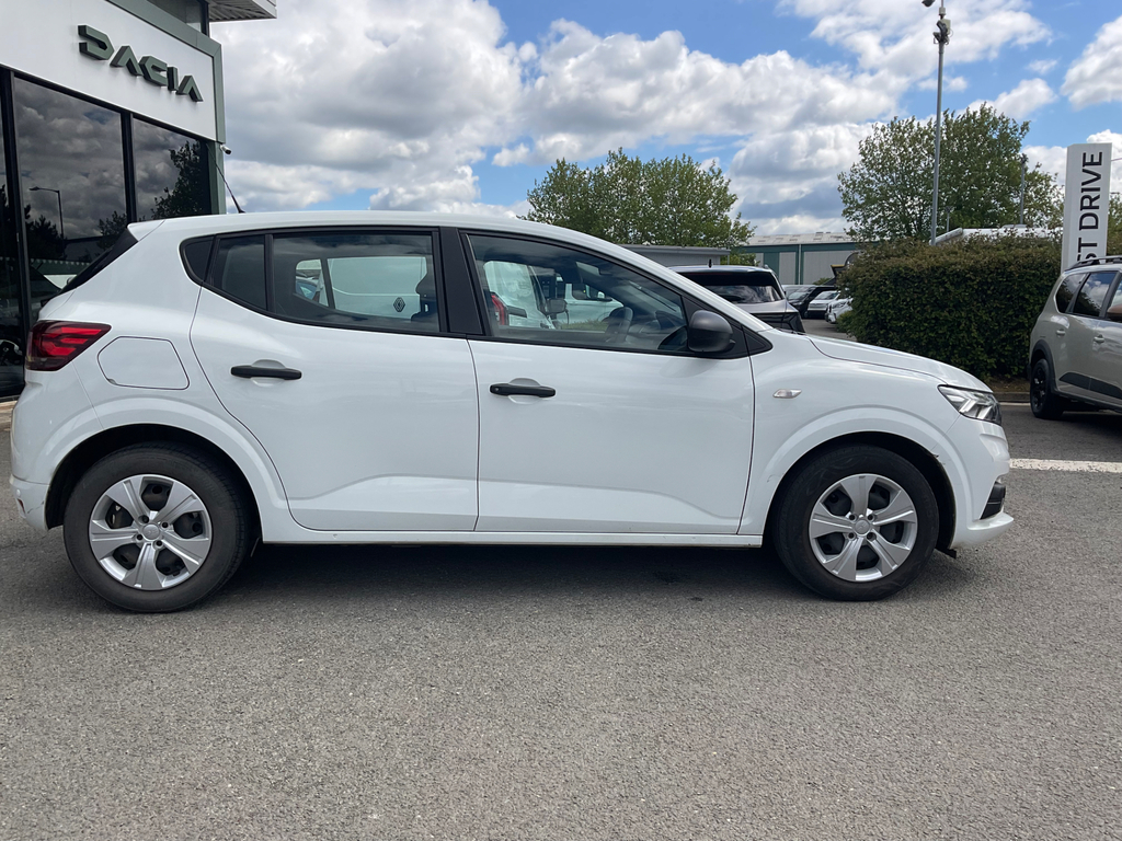 Dacia Sandero 1.0 Tce Essential Hatchback BD71CWA #3