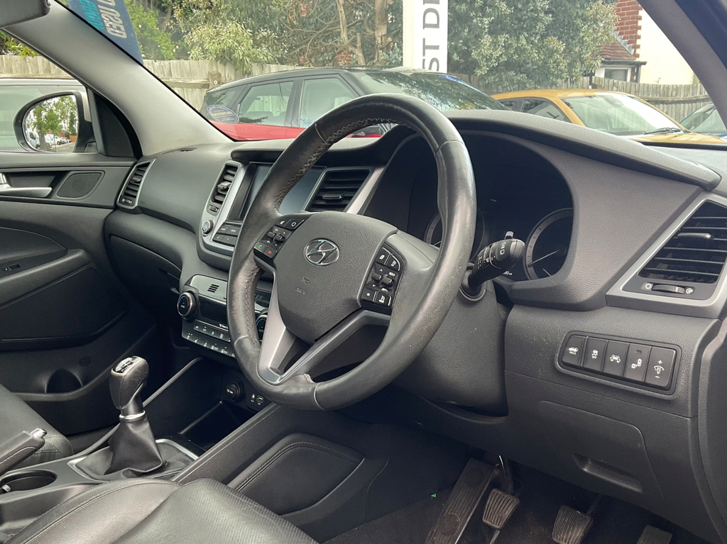 Hyundai Tucson 2.0 Crdi Premium Se Suv 4Wd RK66VJG  #2