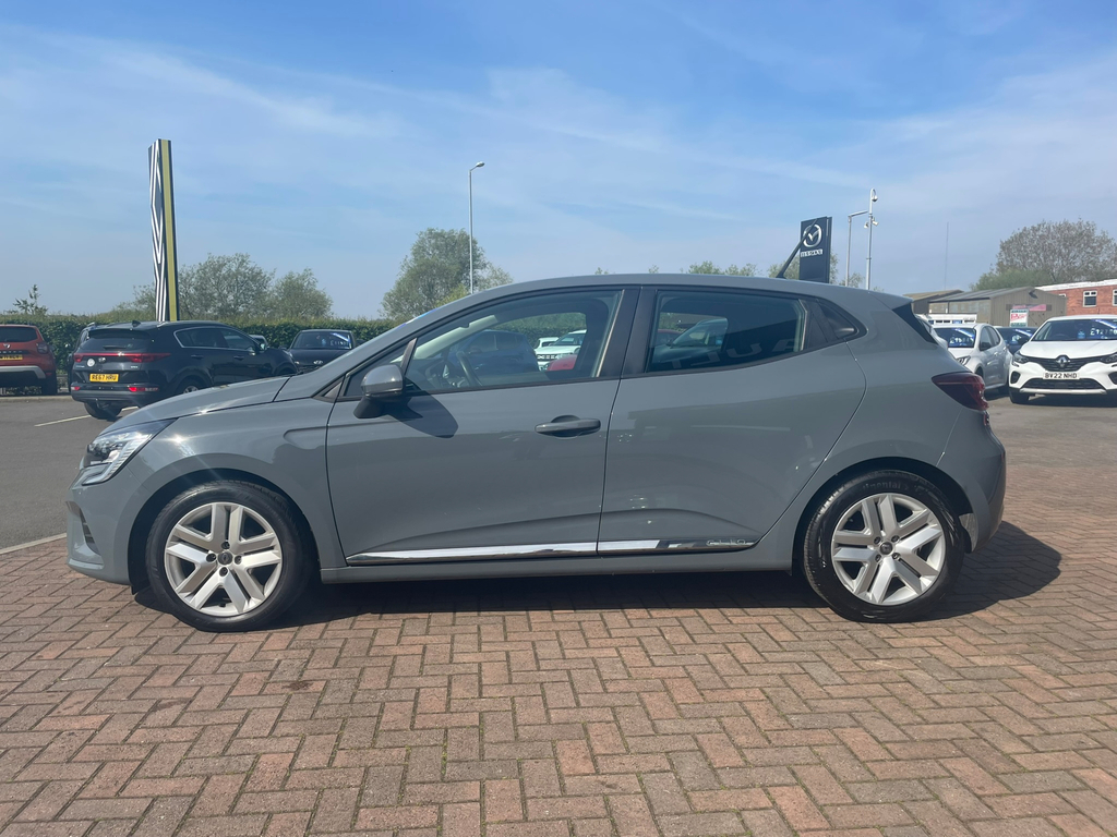 Renault Clio 1.0 Tce Play Hatchback BV70NAA #3