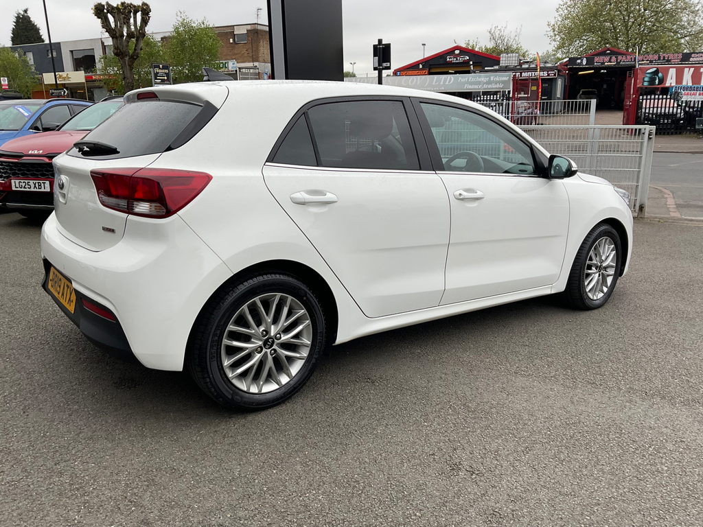 Kia RIO 1.0 T Gdi 3 Hatchback BR19ATX  #4