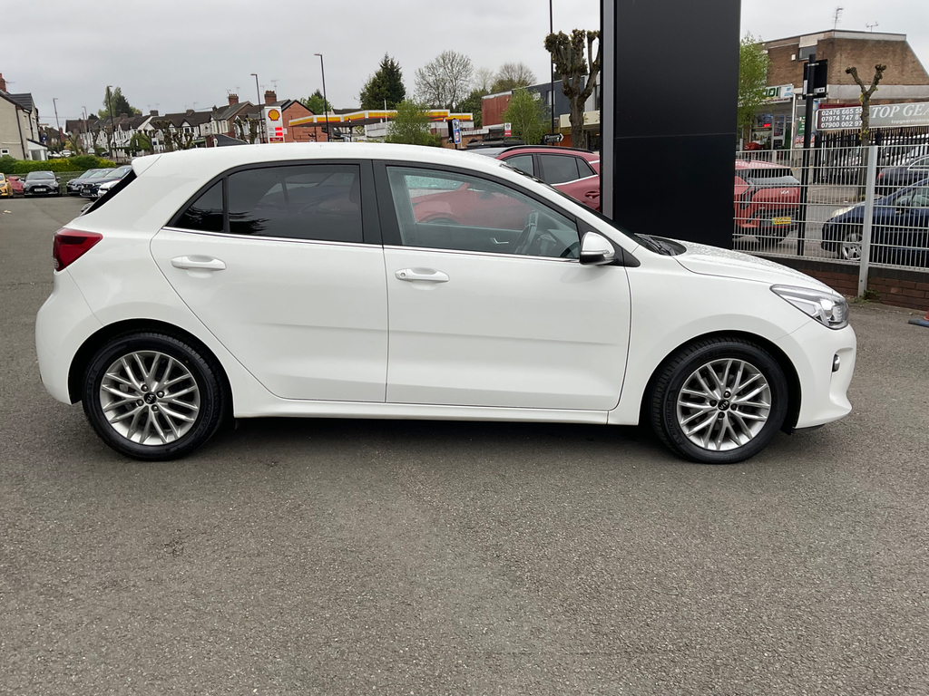 Kia RIO 1.0 T Gdi 3 Hatchback BR19ATX  #3