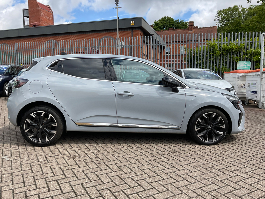 Renault Clio 1.0 Tce Techno Hatchback BD74JCY #4