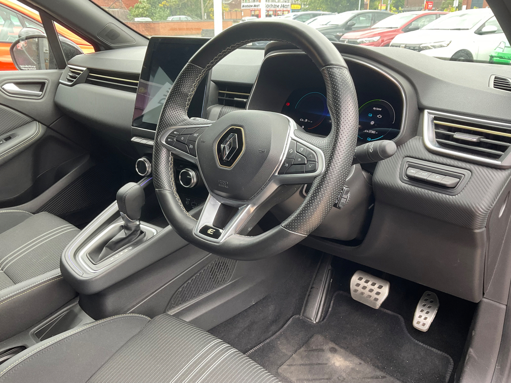 Renault Clio 1.6 E Tech E Tech Engineered Hatchback YM23TWN #2