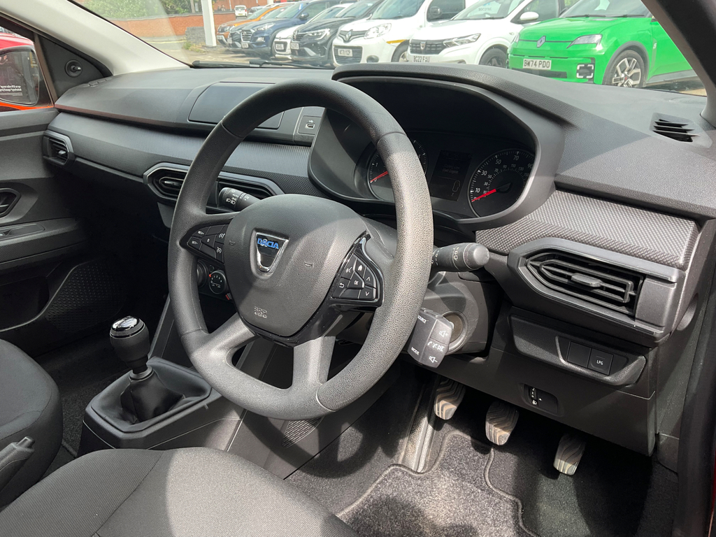 Dacia Sandero 1.0 Tce Bi Fuel Essential Hatchback Bi Fuel Ma BV72TNL #2