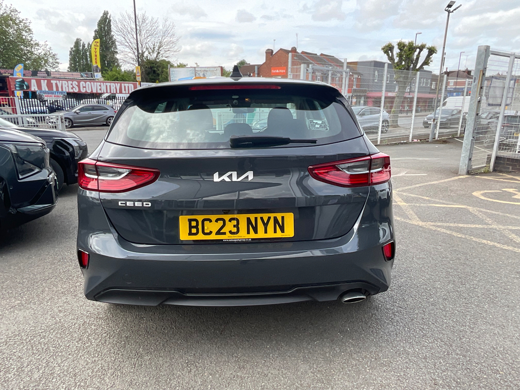 Kia Ceed 1.5 T Gdi 2 Hatchback BC23NYN #6