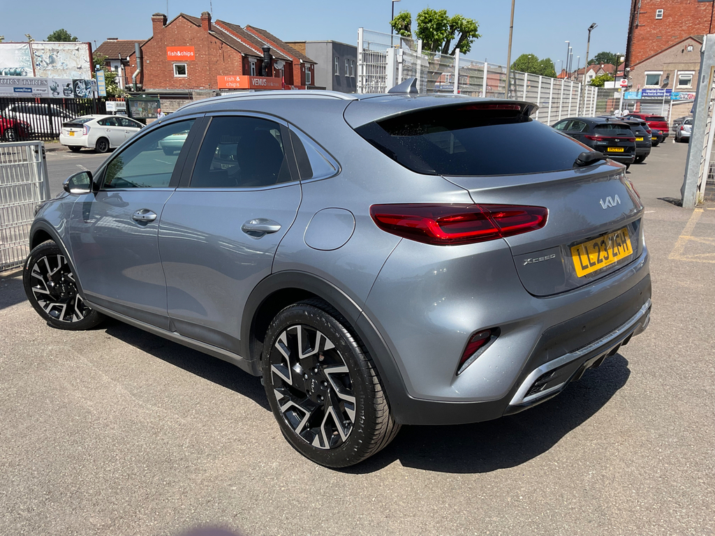 Kia Xceed 1.5 T Gdi 3 Suv LL23ZFH #3