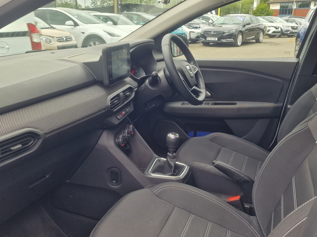 Dacia Sandero 1.0 Tce Comfort Hatchback BJ72ZVV #5