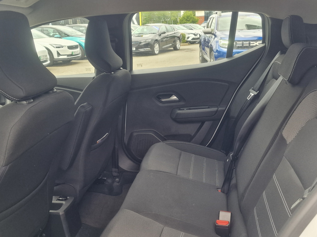 Dacia Sandero 1.0 Tce Comfort Hatchback BJ72ZVV #6