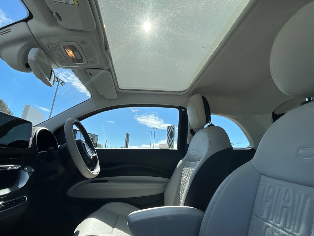 Fiat 500E 42Kwh La Prima Hatchback  #6