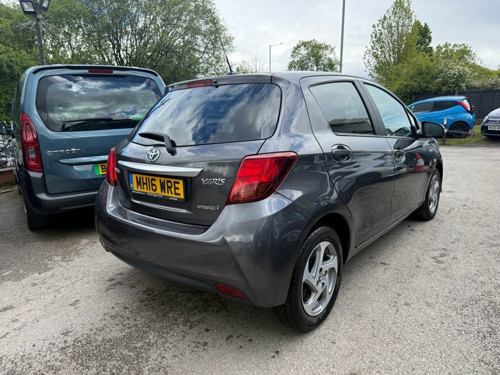 Toyota Yaris 1L Icon MH16WRE Grey #6