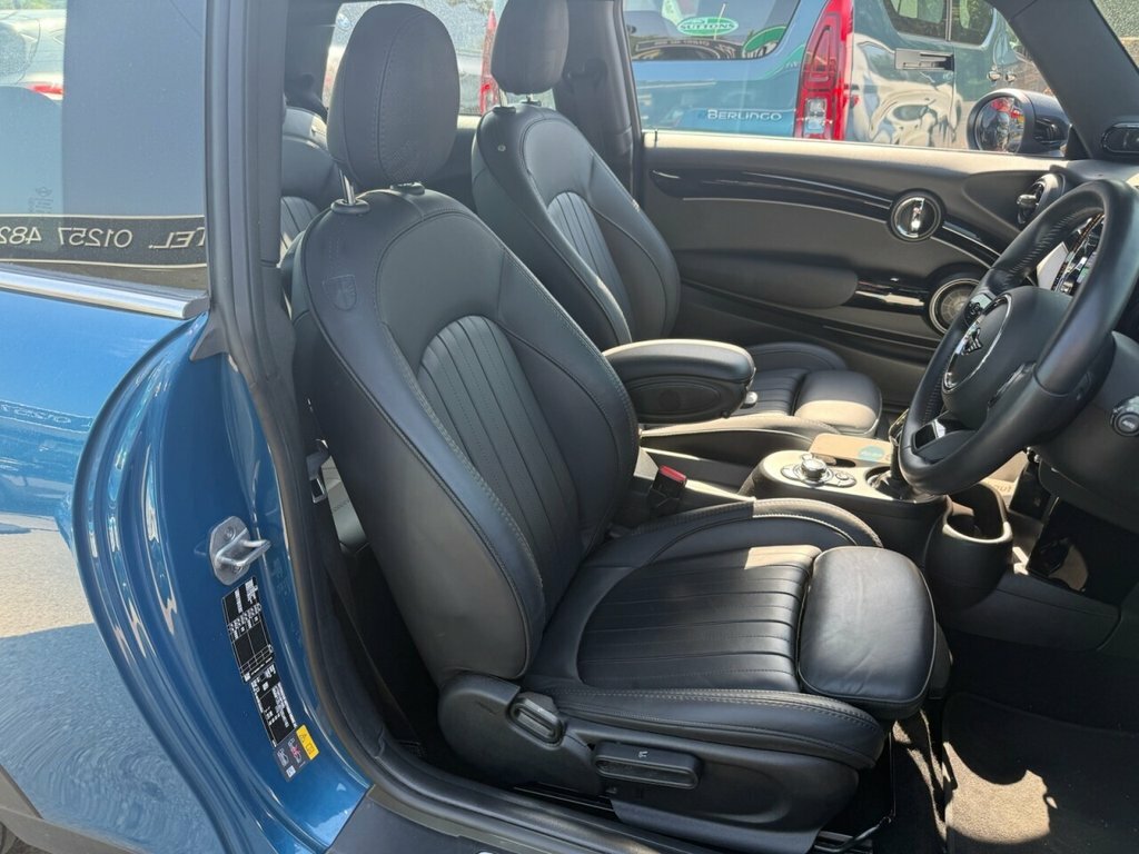 Mini Electric Hatchback YD23JMW Blue #2