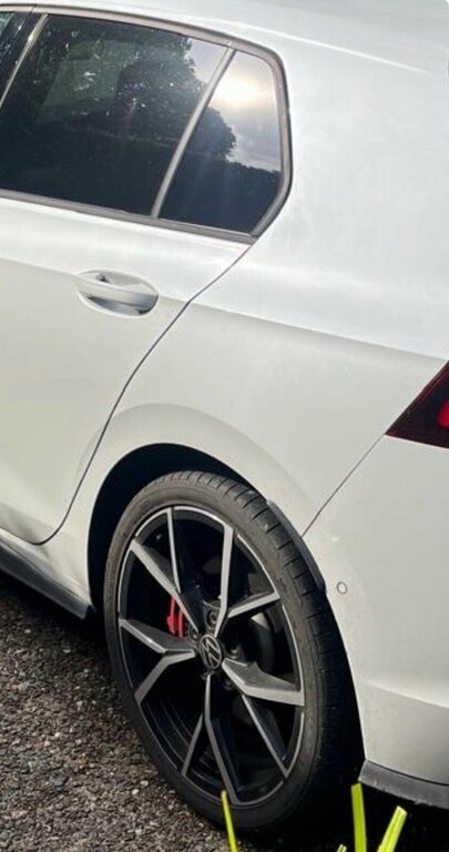 Volkswagen Golf Petrol TMN711F White #3